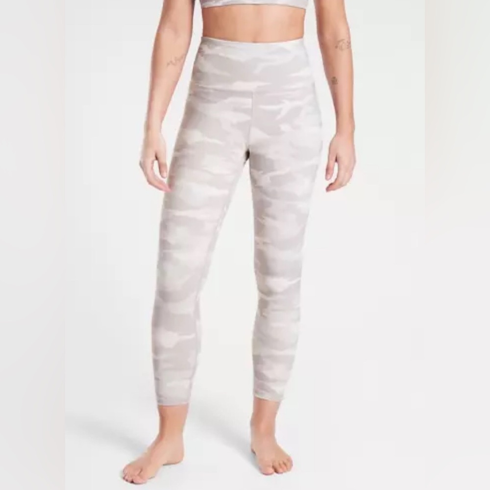 Athleta Camo Elevation 7/8 Tight